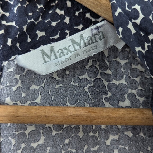 Max Mara Silk Blend Sheath Midi Dress in Navy and Off-White Print Drape Front - Picture 4 of 4
